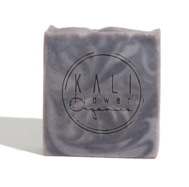 Kaliflower Organics Ekologisk handgjord tvål Indigo - Lavendel ca 150g